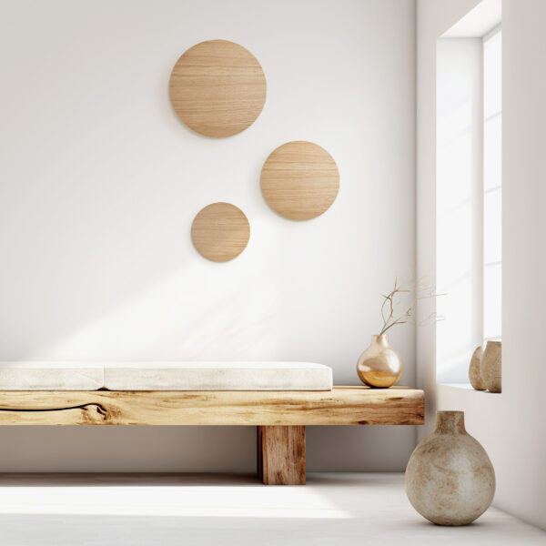 Wooden bench made from rough wood slab. Rustic boho farmhouse home interior design of modern living room. Luna Wood Ąžuolas 400 sieninis šviestuvas 4